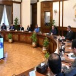 مدبولي يوجه المحافظين بتعزيز التواصل مع أعضاء الهيئات البرلمانية