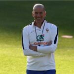 زيدان يحسم أسماء قادة منتخب فرنسا في غياب مبابي